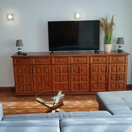 Amplio Y Tranquilo Con Vistas Lejlighed