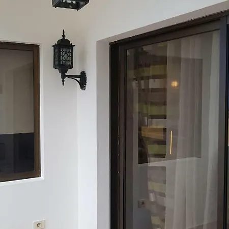 Amplio Y Tranquilo Con Vistas *