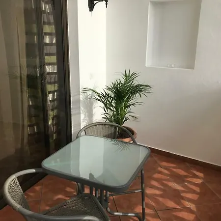 Apartamento Amplio Y Tranquilo Con Vistas