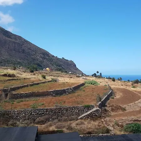 Amplio Y Tranquilo Con Vistas