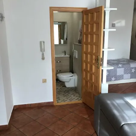 Apartamento Amplio Y Tranquilo Con Vistas