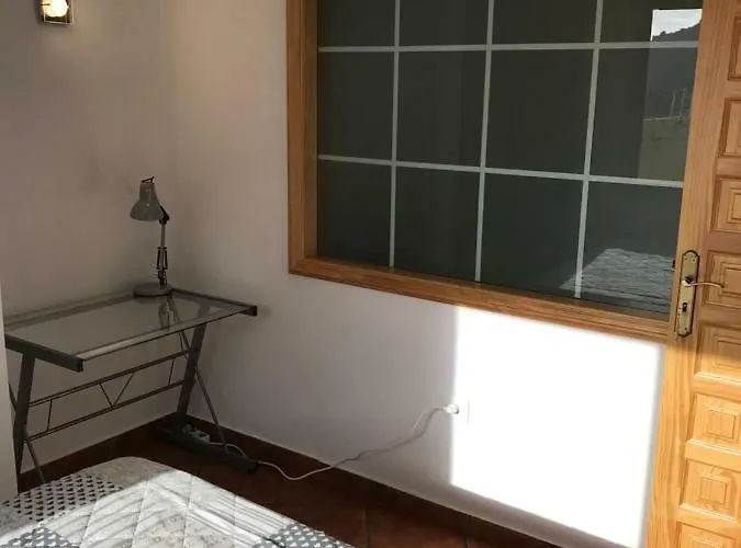 Amplio Y Tranquilo Con Vistas