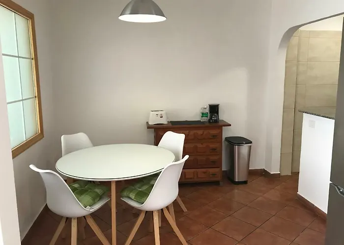 Amplio Y Tranquilo Con Vistas 로스 레알레호스