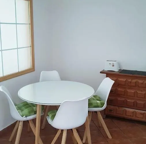 Amplio Y Tranquilo Con Vistas 아파트 로스 레알레호스